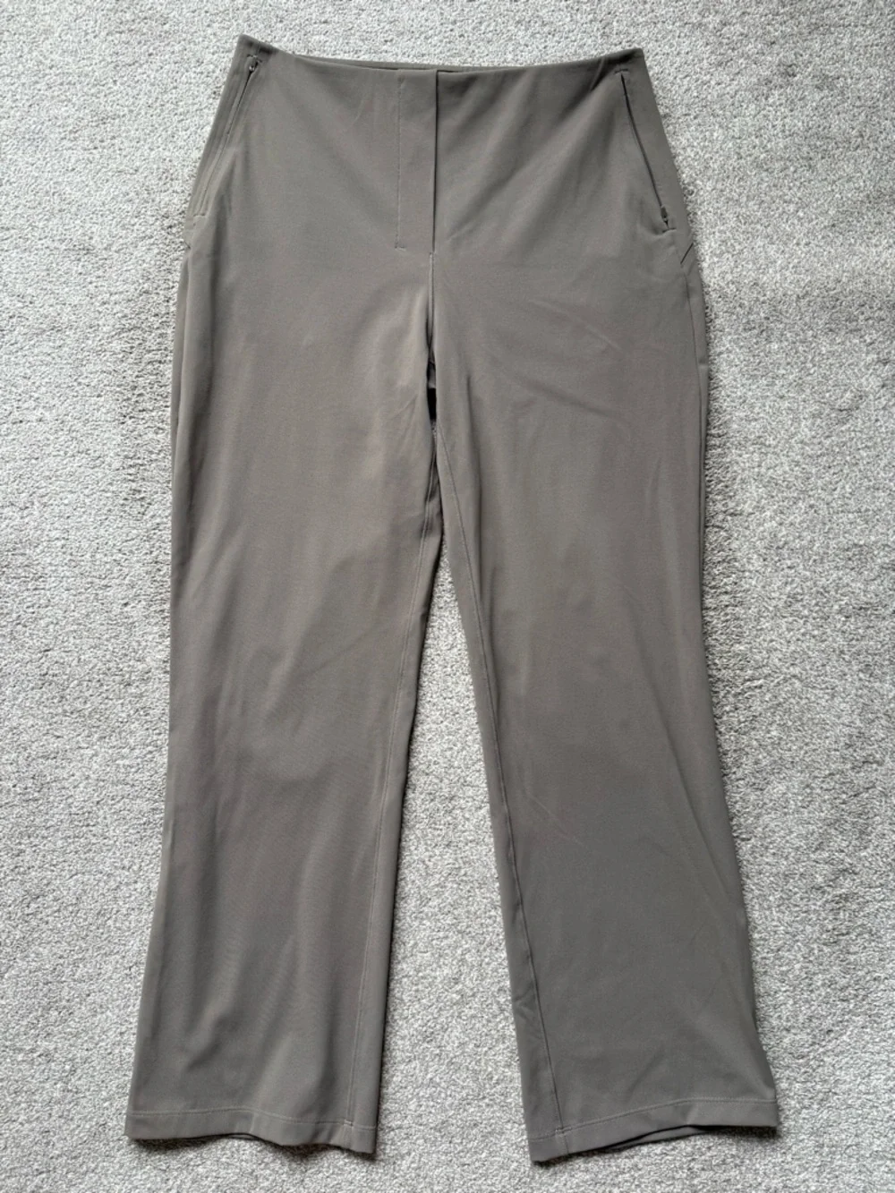 Lululemon Smooth Fit Pull-On High-Rise Cropped Pants | Size 8 - Picture 2 of 7